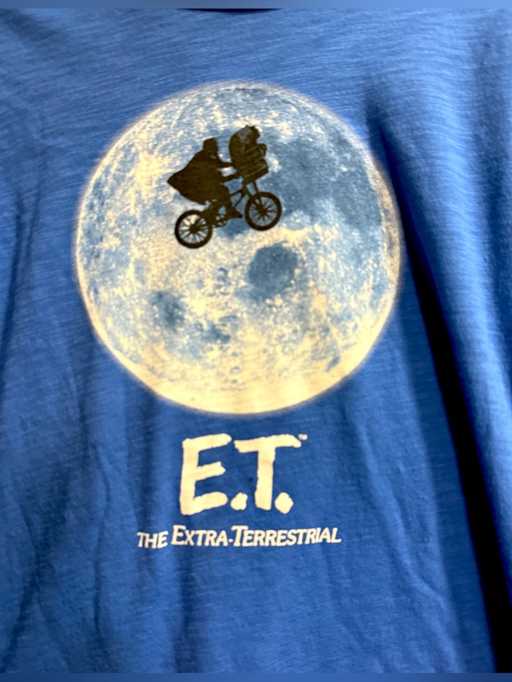 ET the Extra Terrestrial Flight Across the Moon T-shirt Size L